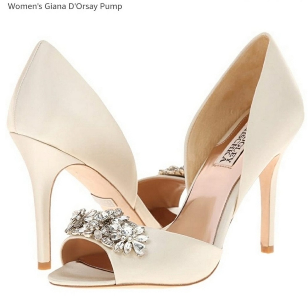 Badgley Mischka Giana D’Orsay